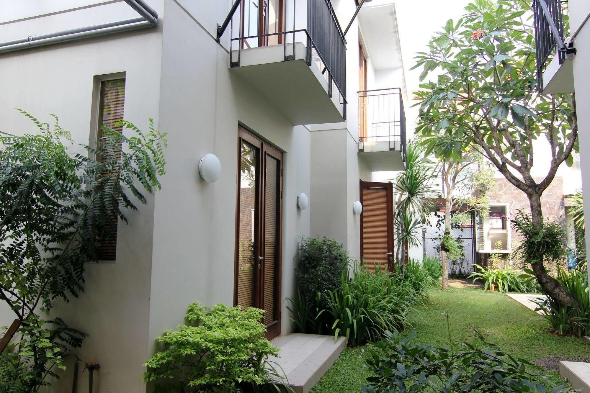 Chic Quarter Hotel Jakarta Bagian luar foto